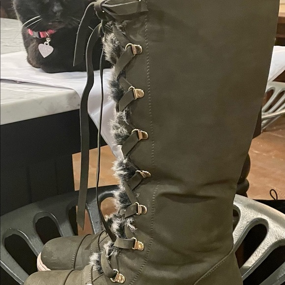 Very cool boho knee high combat lace-up plus zipper boots 8 1/2. SOLD!! - Picture 7 of 7